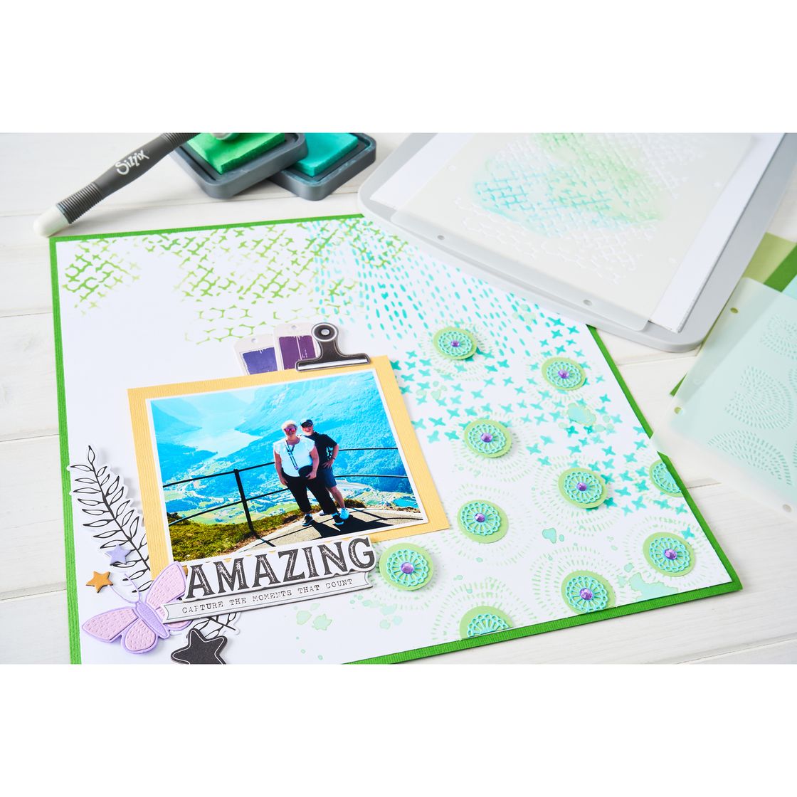 Sizzix A5 Layered Stencils - Stitched Florals By Vicki Boutin